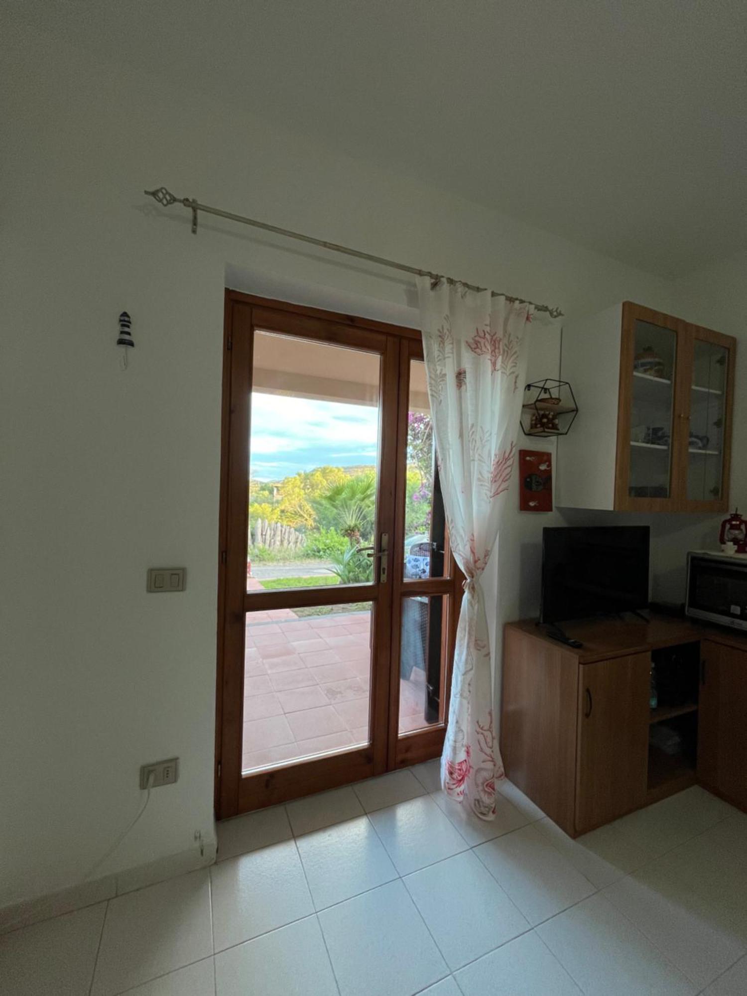 Casa Sviluppata Su Due Piani Con Doppia Veranda E Parcheggio Privato Сан-Теодоро Екстер'єр фото
