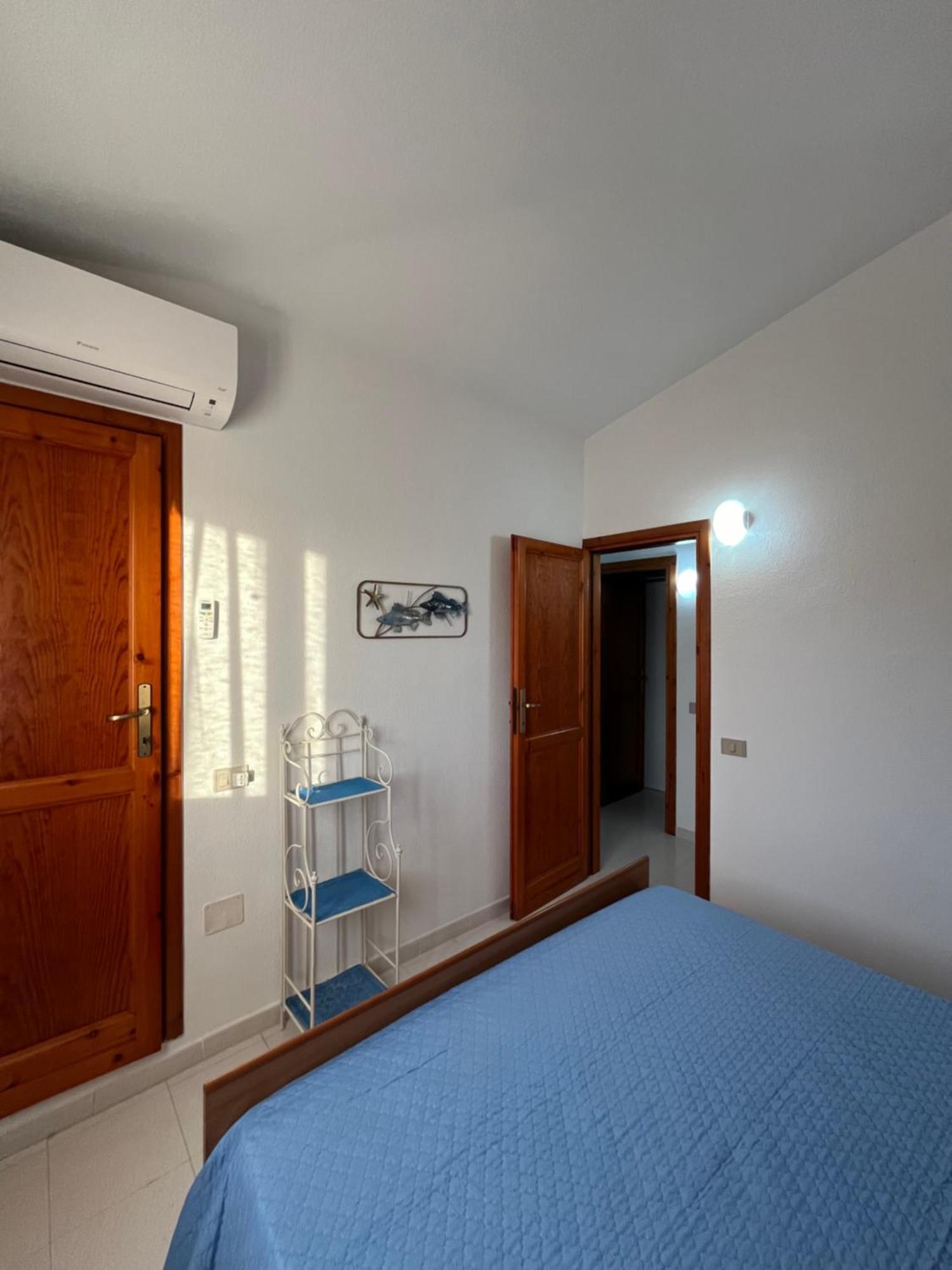Casa Sviluppata Su Due Piani Con Doppia Veranda E Parcheggio Privato Сан-Теодоро Екстер'єр фото
