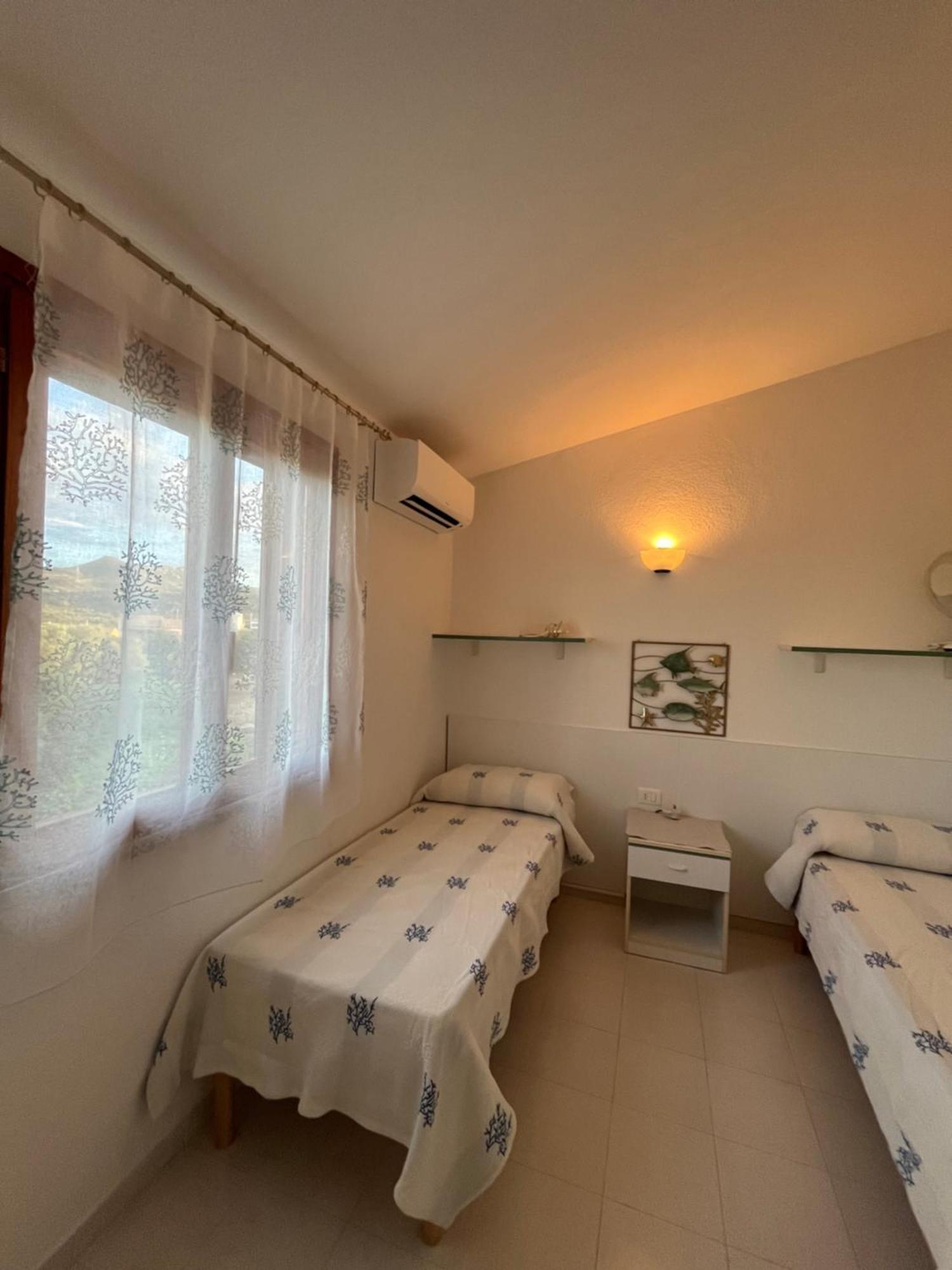 Casa Sviluppata Su Due Piani Con Doppia Veranda E Parcheggio Privato Сан-Теодоро Екстер'єр фото